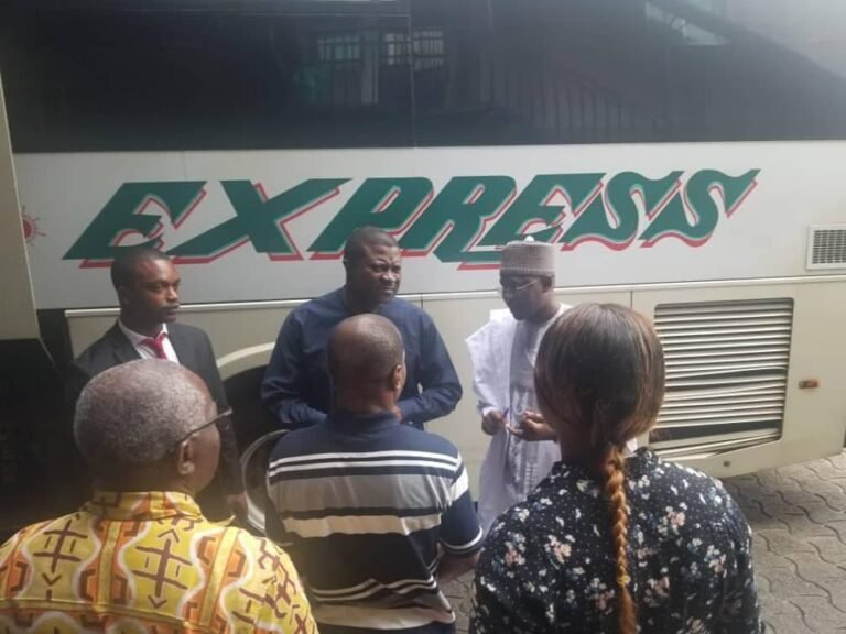Réduction des accidents de la route:                                                                       Visite inopinée du Mintransports dans les agences à Douala
