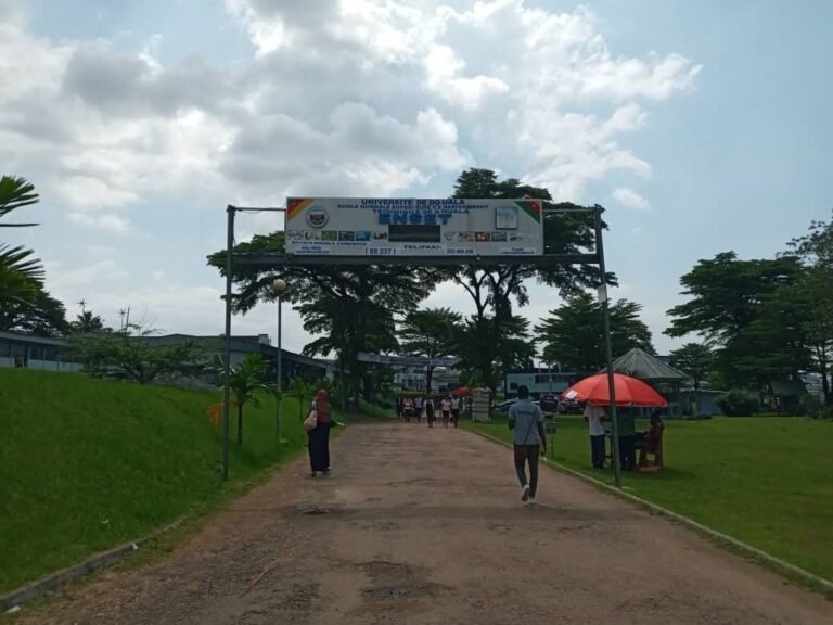 Fin de Formation : L’ENSET de Douala Livre sa 41ème cuvée