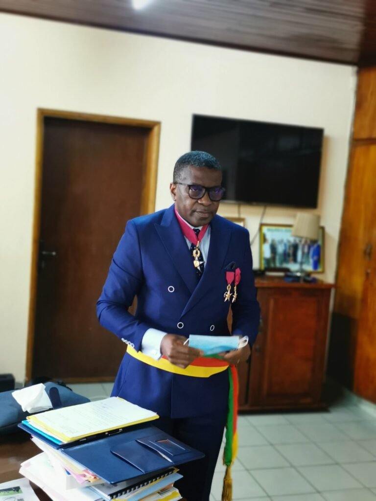 Valentin Epoupa Bossambo : Un ingénieur statisticien au service de la population