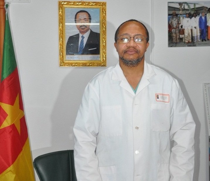 Hôpital de District de Nylon :                                                                                                                          L’Excellence Managériale du Dr. Romuald HENTCHOYA HEMO