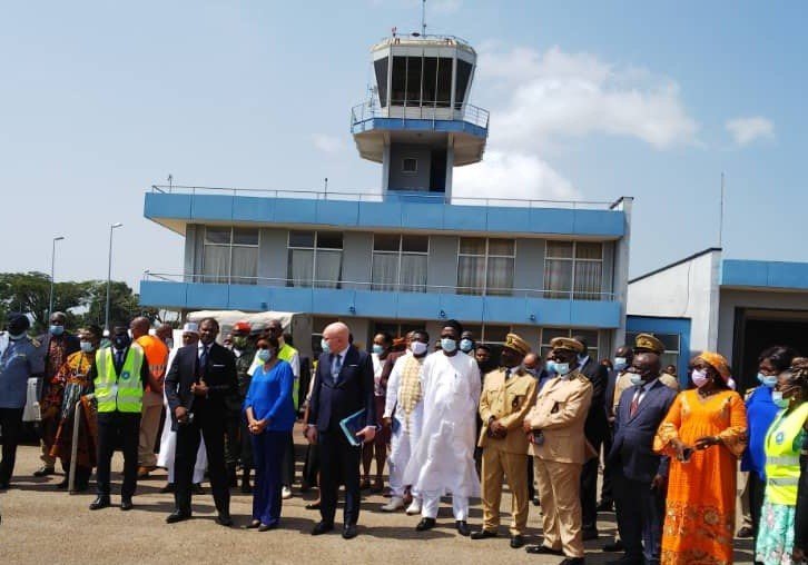 Aéroport de Bafoussam-Bamougoum :                                                                     Le Satisfecit de NGALLE BIBÉHÈ