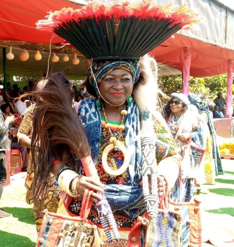 COMENGAN’NGTE 2022 : Célestine KETCHA Courtès Invite ses Frères et Sœurs à Rester Souder et à Placer l’Intérêt de Bangangté au Centre des Actions