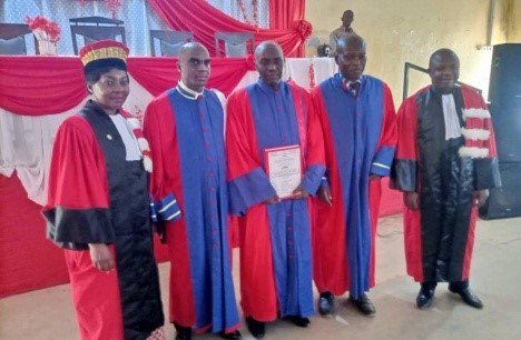Soutenance de Thèse de Doctorat Ph.D : Sa Majesté Emmanuel POHOWE Obtient la Mention Très Honorable