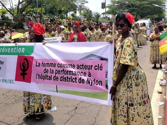 JIF 2023 à l’Hôpital de District de Nylon : Le Dr. ROMUALD HENTCHOYA HEMO Rend Hommage à ses Amazones