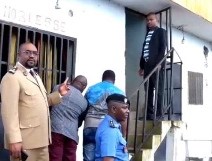 Centres de Santés Privés de Douala 4ème : Le Sous-préfet Christophe FOFIE mène la guerre aux Clandestins