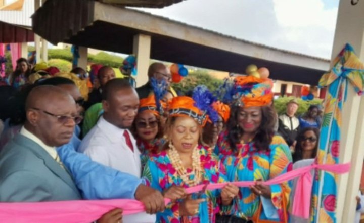 La caravane humanitaire du Cercle des Amis du Cameroun (CERAC)