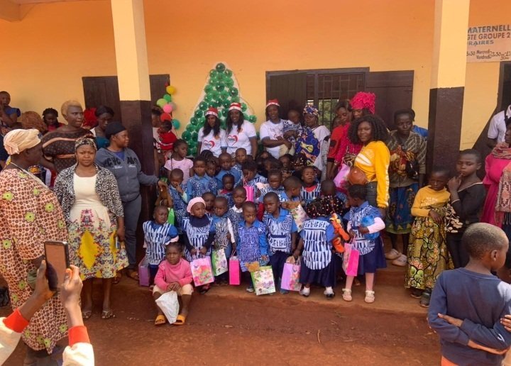 La Fondation Nzoh Meffieu Anne Ngantchia donne du sourire aux tout petits