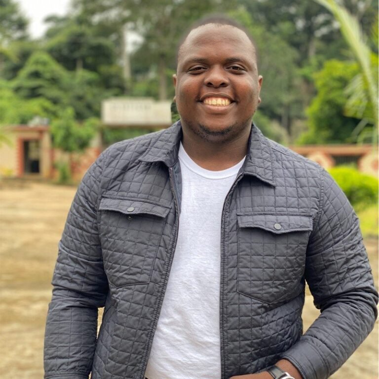 Dave MANIMBEN ELOMBE : Le Ponte de l’Aquaculture au Cameroun et de la Sous-région