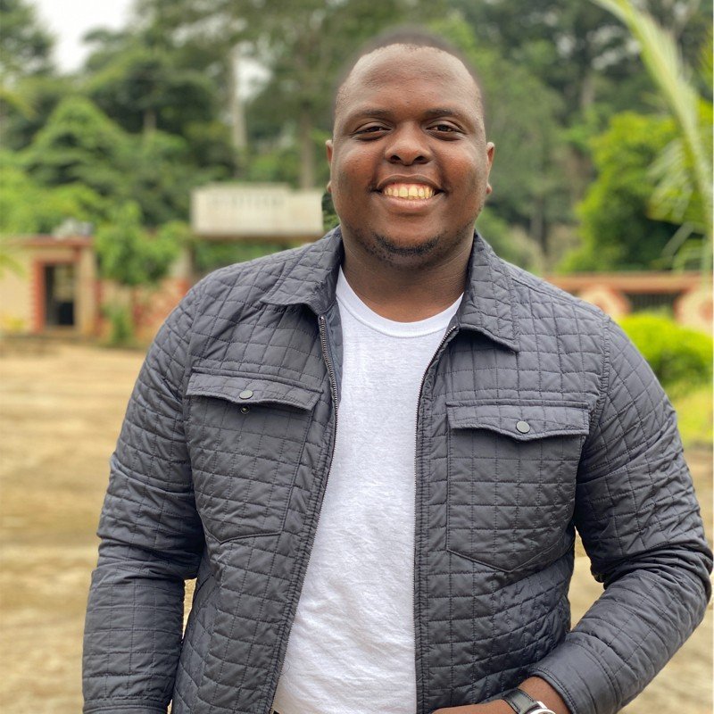 Dave MANIMBEN ELOMBE : Le Ponte de l’Aquaculture au Cameroun et de la Sous-région