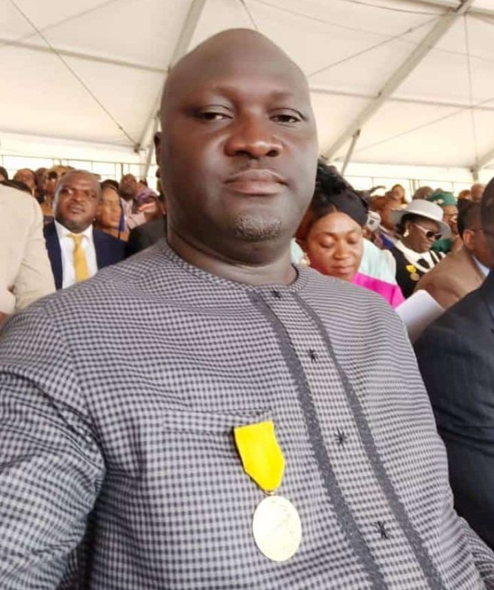 Jacob BAHAYANG MBARGASO récompensé par le Président Paul BIYA en reconnaissance de ses mérites