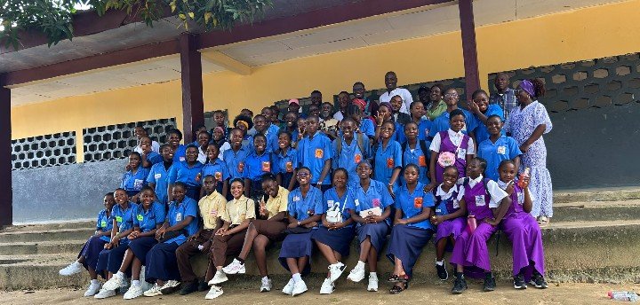 Concours littéraire Vanessa Chrystelle Elessa Ngollo : Hon. Élise Pokossy Doumbe place la jeunesse sous le signe de la bienveillance
